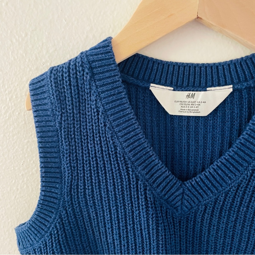 H&M Toddler Navy Blue V-Neck Sweater Vest - Picture 3 of 3